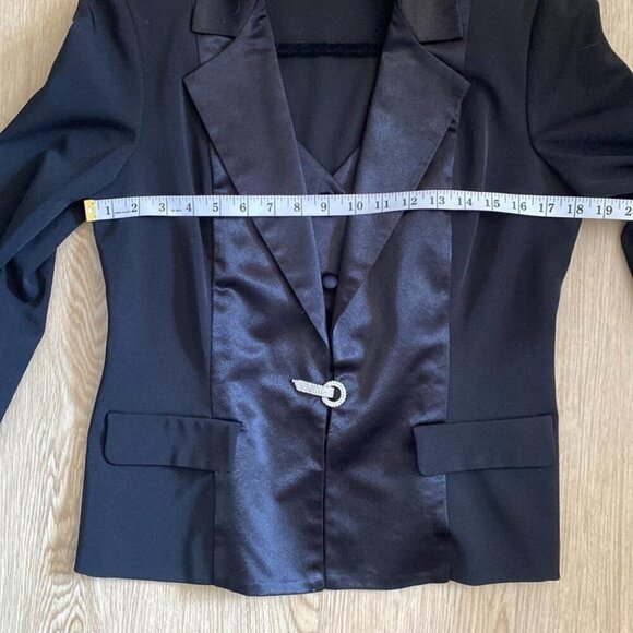 Joseph Ribkoff Whimsigoth Tuxedo Blazer Rhinestone Clasp Dark Glamour - Picture 10 of 15